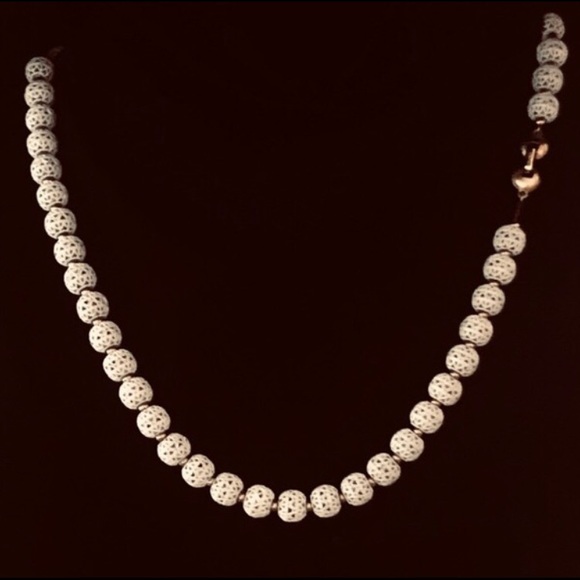 ✅ vintage MONET necklace with brand signature - Picture 2 of 4